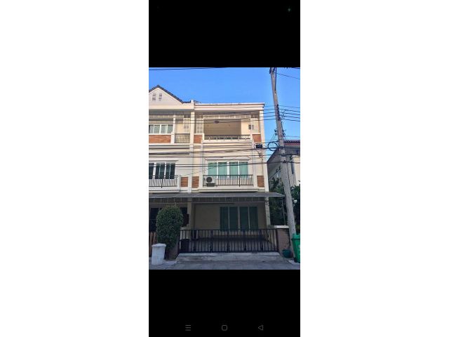 ทาวน์เฮ้าส์3ชั้นThe Exclusive Soi Onnut 74/3-1