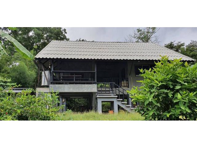 ที่ดินพร้อมบ้านบ้านพักตากอากาศวิวภูเขา