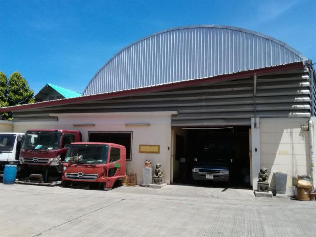 PR774ขายโกดังพร้อมที่ดิน ขนาด 100  พร้อมสำนักงาน และห้องน้ำภายใน พร้อมใช้งาน เข้าออกถนนหลักได้สามทาง อยู่หลังเซ็นทรัลพระ
