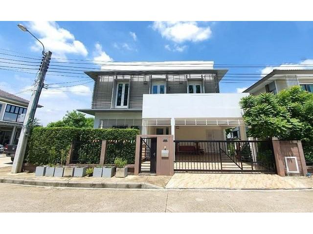 ขายบ้านเดี่ยว 2 ชั้น หมู่บ้านเดอะ แพลนท์ เอสทีค