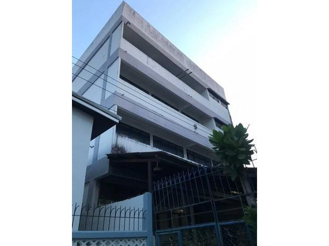 ขายด่วน อาคาร 4 ชั้น ที่ดิน 61 ตร.ว