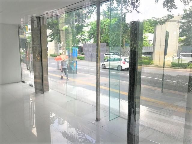 ให้เช่าโชว์รูม ย่านอารีย์ 75 ตรม. ใกล้ BTS อารีย์