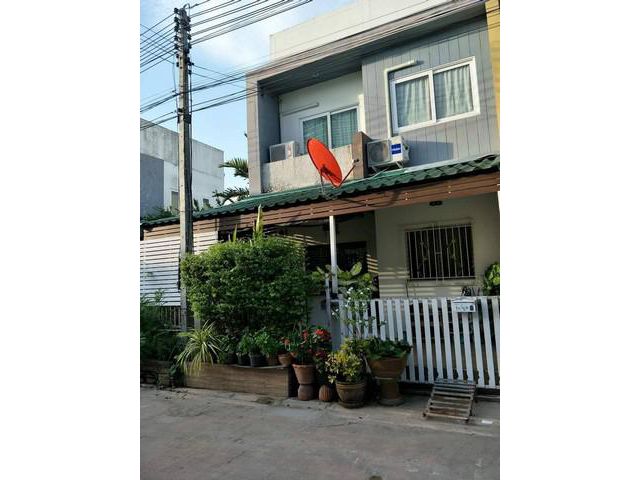 ขายด่วนบ้านหลังริม สารินโมเดิร์น​ วิลล์​ สมุทรสาคร