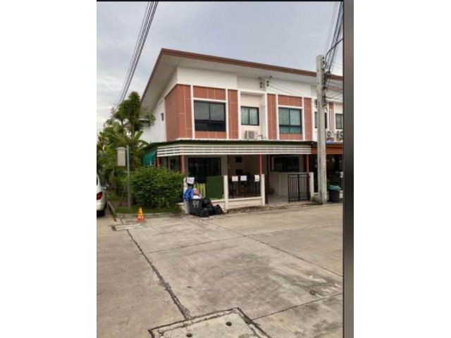 ให้เช่าทาวน์โฮม ย่านแพรกษา หลัง โรงเรียนสารสาส์น