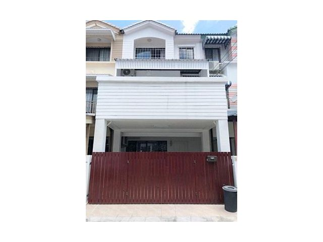 ขายทาวน์โฮม 3 ชั้น บ้านกลางเมืองพระรามเก้า 43 บ้านใจกลางเมือง 20 ตร. ว.  05494