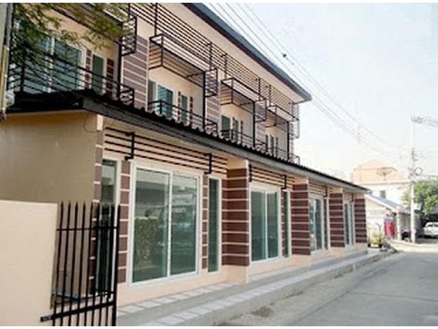 โฮมออฟฟิศ 2ชั้น  ซอยสันติประเสริฐ ลาดพร้าว 114