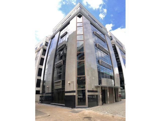 ให้เช่า อาคารออฟฟิต 7ชั้น ใกล้ BTSกรุงธนบุรี