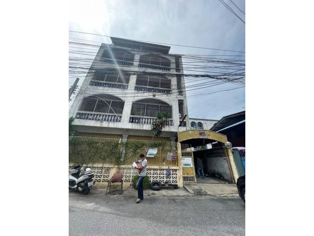 ให้เช่าพื้นที่เก็บสินค้า ในซอยสุขสวัสดิ์ 26 ใกล้วัดโพธิ์ทอง เป็นตึกแถว 4 ชั้น 2 คูหาตึกทะลุกัน จำนวน 2 คู่ โทร 096-395-5