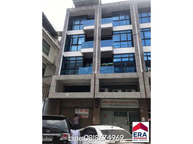 อาคารพาณิชย์ 4 ชั้น 17 ตรว. หลักสี่สแควร์