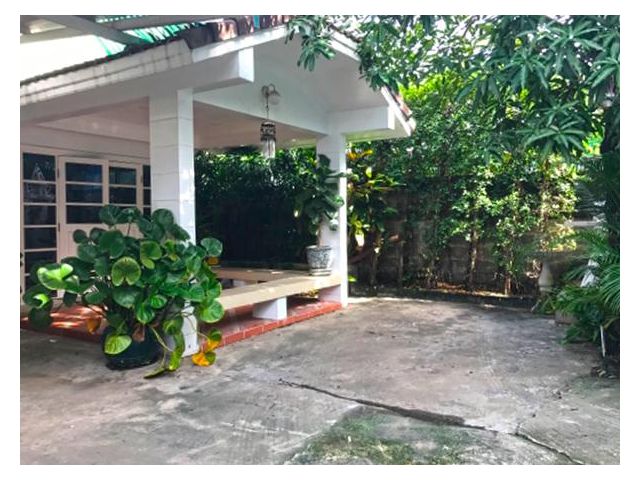 ขาย บ้านเดี่ยว ซ.เพชรเกษม 48 (AOL-F82-2109004664)