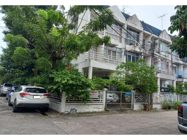 ให้เช่าทาวน์เฮ้าส์ SP Home คู้บอน 27 ถนนรามอินทรา เขตคันนายาว กรุงเทพมหานคร