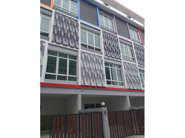 ให้เช่าโฮมออฟฟิศ 5 ชั้น 357ตรม. สุขุมวิท 64