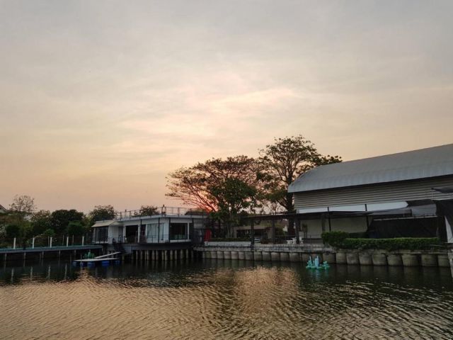 PR920ขาย และให้เช่าที่ดิน 8ไร่พร้อมโรงงานโกดัง และบ้านพัก บางบัวทอง นนทบุรี ใกล้รถไฟฟ้าสีม่วง สถานีคลองบางไผ่ ทำเลดีเยี่