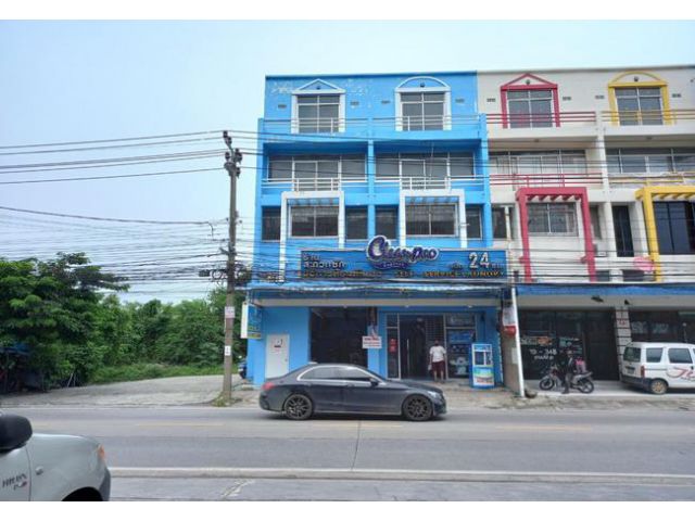 ให้เช่าอาคารพาณิชย์ คู้บอน 27 ถนนรามอินทรา เขตลาดพร้าว กรุงเทพมหานคร
