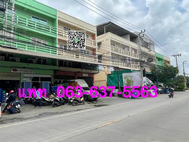 อาคารพาณิชย์ สูง 3.5 ชั้น 73 ตร.ว. จอมทอง กรุงเทพ