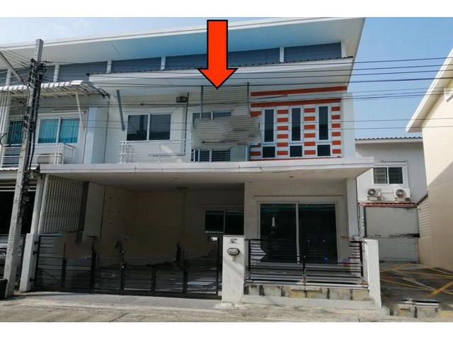 ขายทาวน์เฮ้าส์ :     หมู่บ้านลภาวัน 22  นนทบุรี