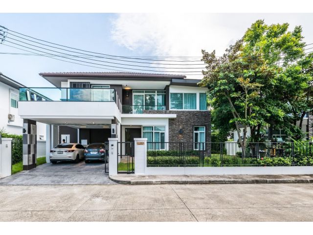 H240-Sell/rent 2 storey Pool Villa Luxury home, Suthep Subdistrict, Mueang Chiang Mai District, Chiang Mai Province.
