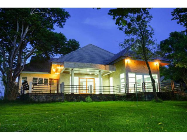 ขายบ้านพักตากอากาศ พร้อมหลังเล็ก1หลัง นครนายก