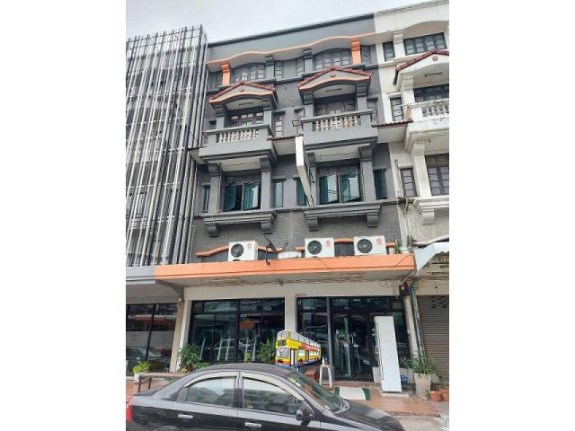 สี่มุมเมือง อ.4.5ชั้น 540 ตรม.ติดถ.พหลโยธิน75-79