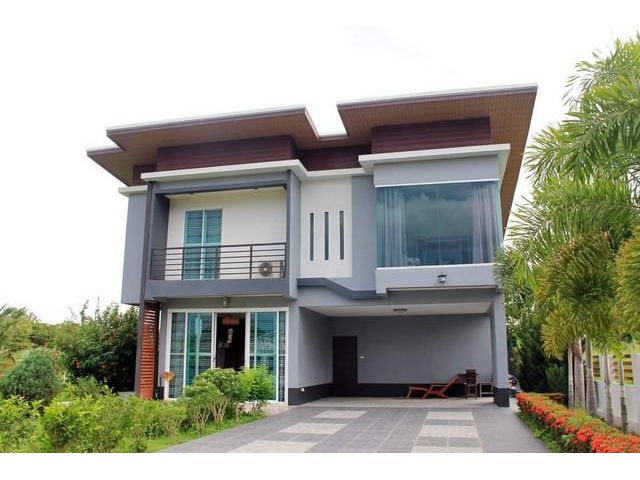 บ้านเดี่ยวสองชั้น พร้อมเฟอร์นิเจอร์สุดหรู
