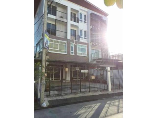 ให้เช่าโฮม 4ชั้น 4แอร์ ถ.ลาดพร้าว 25ตรว.4นอน 5น้ำ