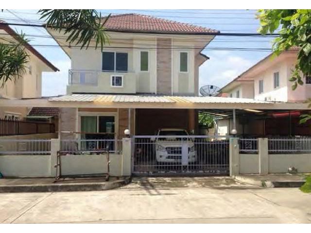 ขายบ้านแฝด :     หมู่บ้านลภาวัน 19 นนทบุรี