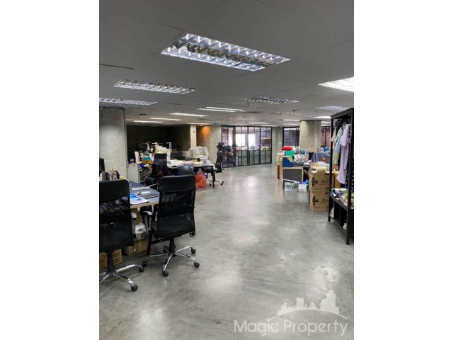 ออฟฟิศให้เช่า ใน กรีน ทาวน์เวอร์, ถนนพระราม 4, แขวงคลองตัน,เขตคลองเตย กทม.