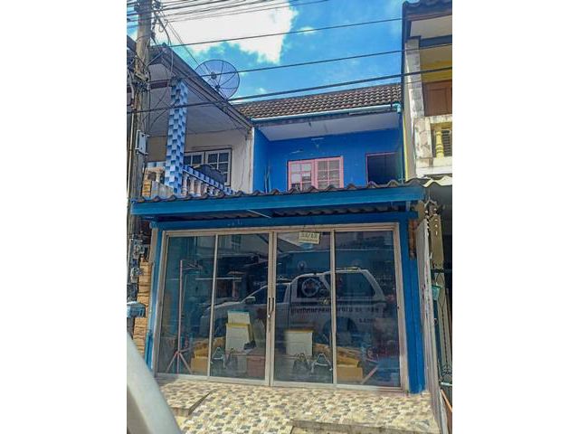 หมู่บ้าน บางนาวิลล่า ทาวน์เฮ้าส์ 2 ชั้น