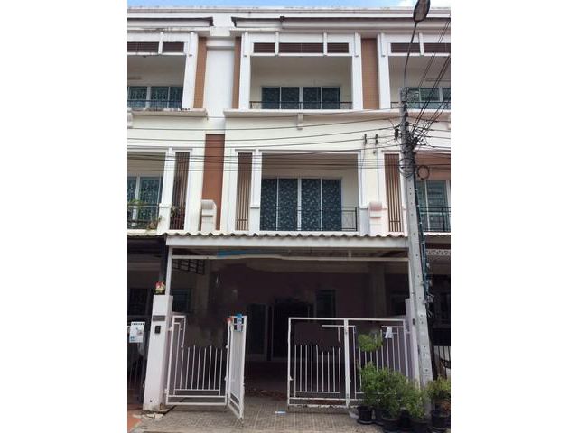 ขายทาวน์เฮ้าส์ :   หมู่บ้านวิชั่น สมาร์ท ซิตี้