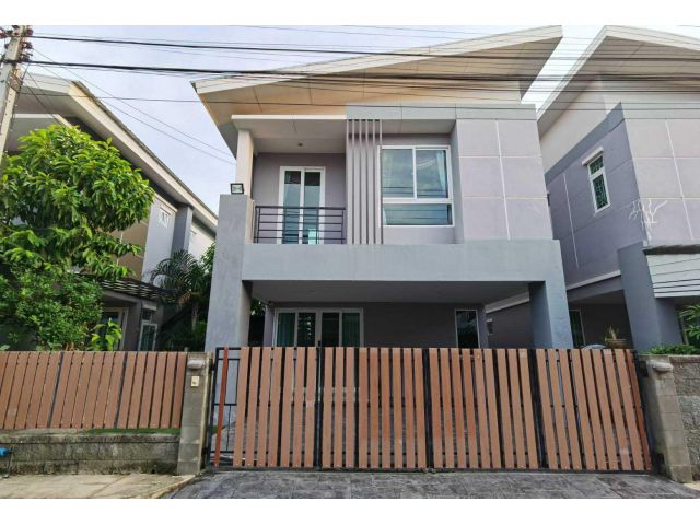 ให้เช่าบ้านเดี๋ยว 2 ชั้น หมู่บ้านแกรนด์ไทยสมบูรณ์3