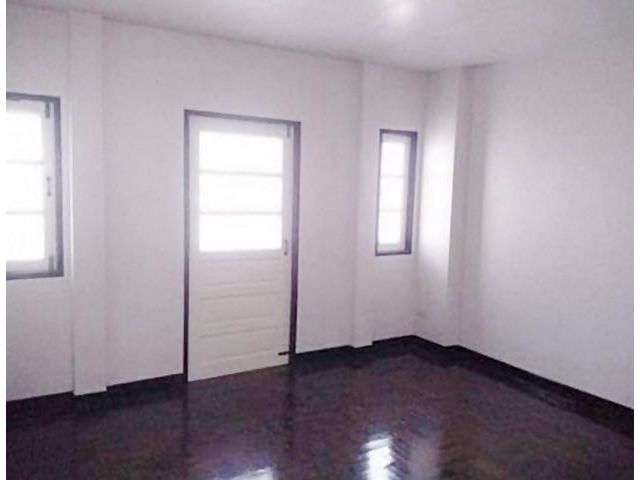 ขาย ทาวน์โฮม 3 ชั้น หมู่บ้านมวลชนธานี 3 ห้องนอน