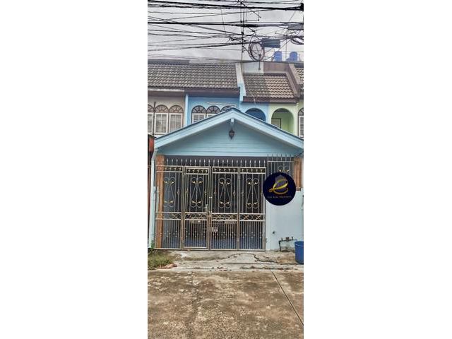 ให้เช่า ทาวน์เฮาส์ 2 ชั้น ทำเลเลียบด่วน ราคาพิเศษ