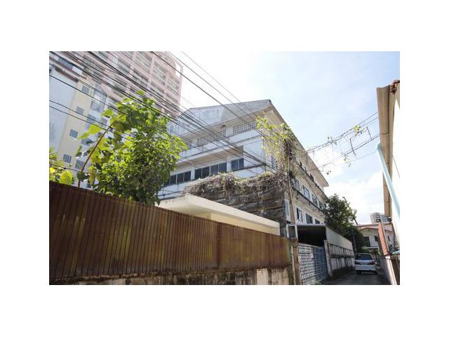 ให้เช่า โรงงานพื้นที่ 2,400 ตร.ม.พหลโยธิน จตุจักร