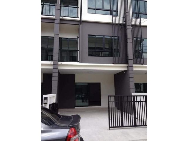 ให้เช่า ทาวน์โฮม CASA CITY วงแหวน – ลำลูกกา