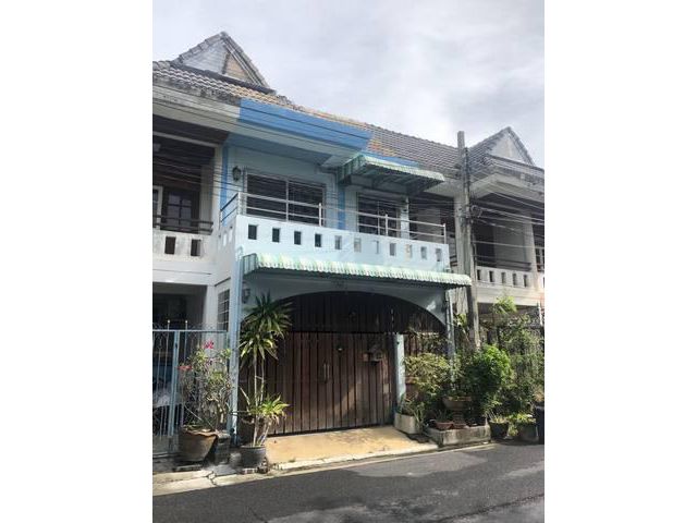 หมู่บ้านบดินทรักษา4 ซอยคู้บอน27