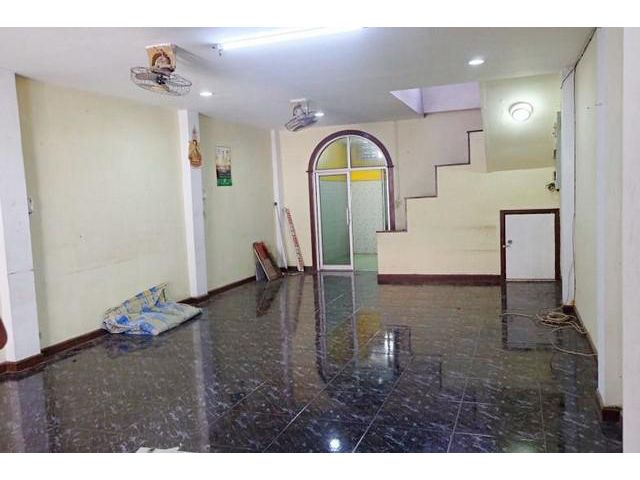 ขาย ทาวน์เฮ้าส์ 3 ชั้น บ้านเศรษฐี วิลล์ 4 ห้องนอน