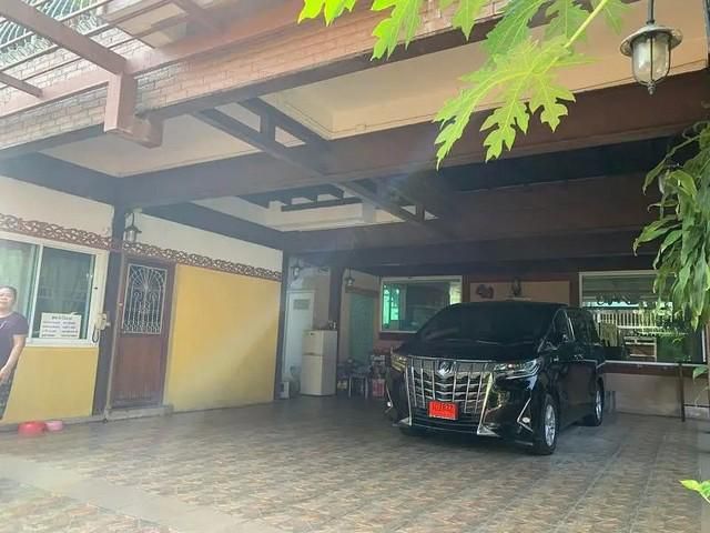 ให้เช่าบ้านเดี่ยว 2ชั้น  ถนนพหลโยธินซอย35