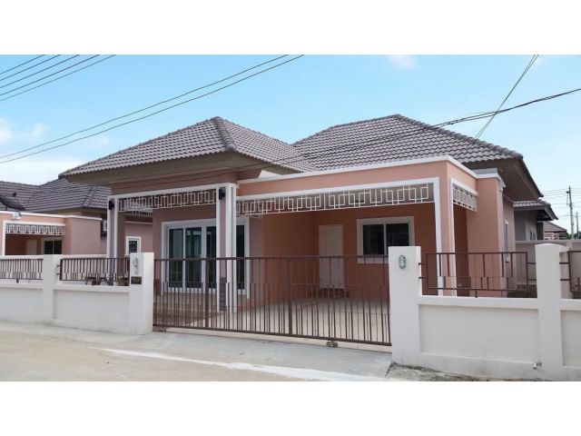 บ้านเดี่ยวชั้นเดียว Censiriเซนสิริ แยกเจ สัตหีบ