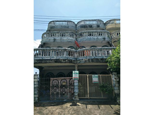 ขายอาคารพาณิชย์ 4 ชั้น 2 คูหา ถ.กาญจนาภิเษก บางบอน