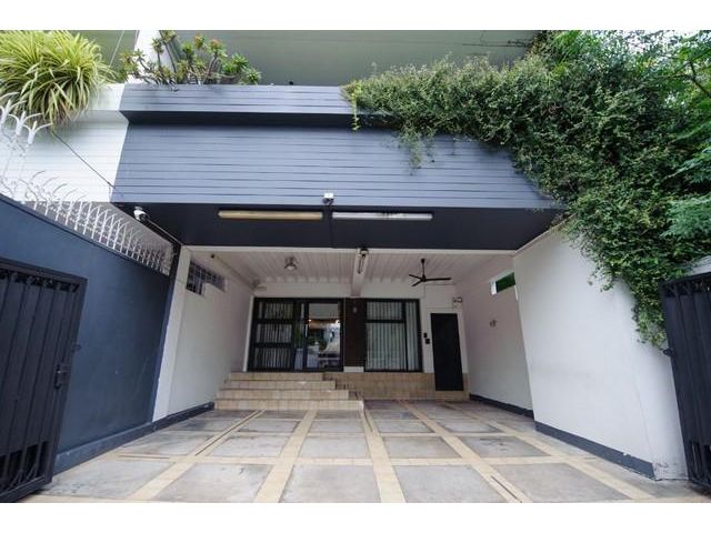 โฮมออฟฟิศ ถนนพหลโยธิน อารีย์ ใกล้อนุเสาวรีย์ชัย