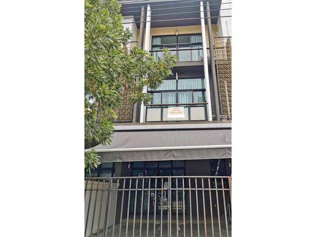 ให้เช่า บ้านทาวน์โฮม ฟลอร่า วงศ์สว่าง ใกล้MRT