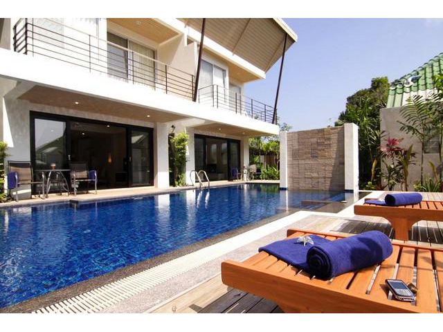 Phuket Town, Luxury Private Pool Villa