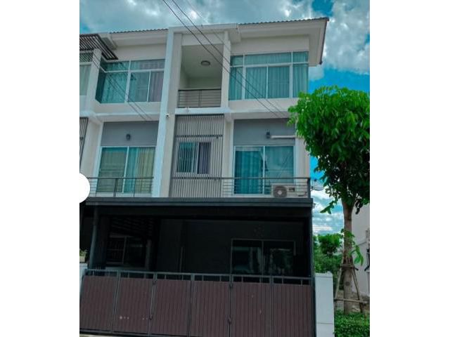 ขายทาวน์โฮม3ชั้น เดอะเมโทร รัตนาธิเบศร์