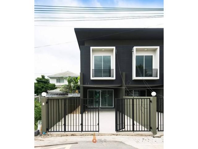 ขายด่วน ทาวน์โฮมใหม่ รามอินทรา
