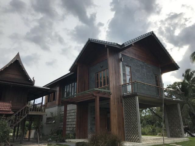 ขายบ้านพร้อมที่ดินพร้อมเรือนไทย เมืองสมุทรสงคราม