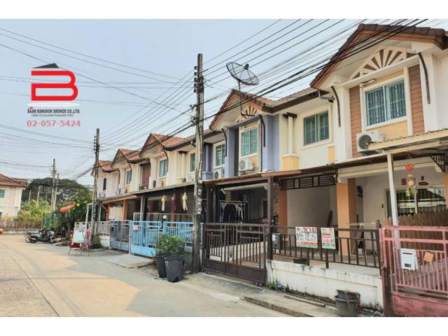 ทาวน์เฮาส์ โครงการ พฤกษาวิลล์ 8/2 เนื้อที่ 19 ตรว. ถนนสรงประภา เขตดอนเมือง