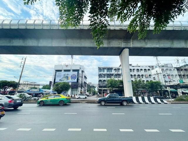 ขายอาคารพาณิชย์ 2 คูหา ใกล้ MRT บางแค ย่านเพชรเกษม