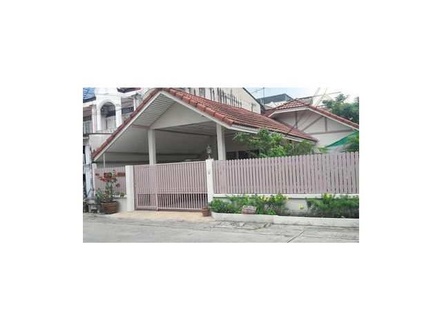 บ้านเดี่ยว ชั้นเดียว หมู่บ้านธรากร ซ.รามคำแหง 166