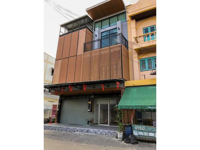 ให้เช่าอาคารพาณิชย์ 3ชั้น ถนนแจ้งวัฒนะ หลักสี่
