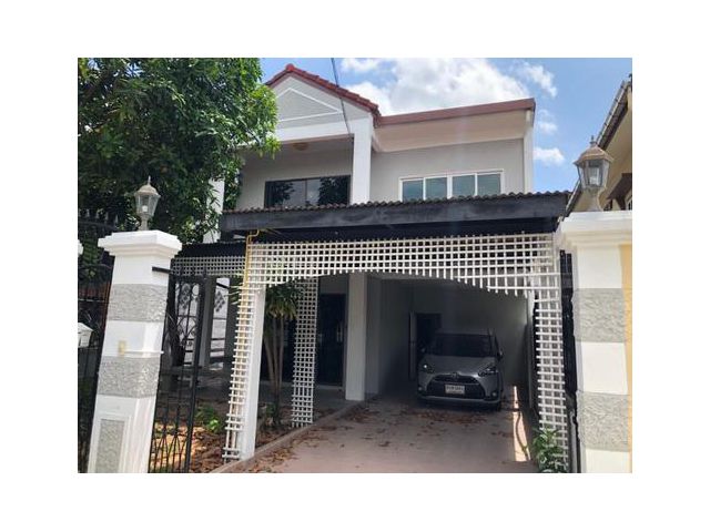 ขาย บ้าน ประชาอุทิศ ทุ่งครุ 4ห้องนอน Renovateใหม่